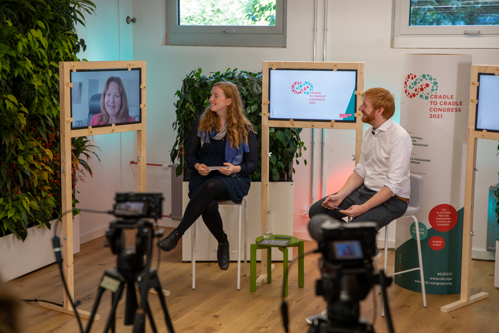 Bundesumweltministerin Svenja Schulze beim Cradle to Cradle Congress 2021