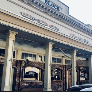 Vinnie's Bar
