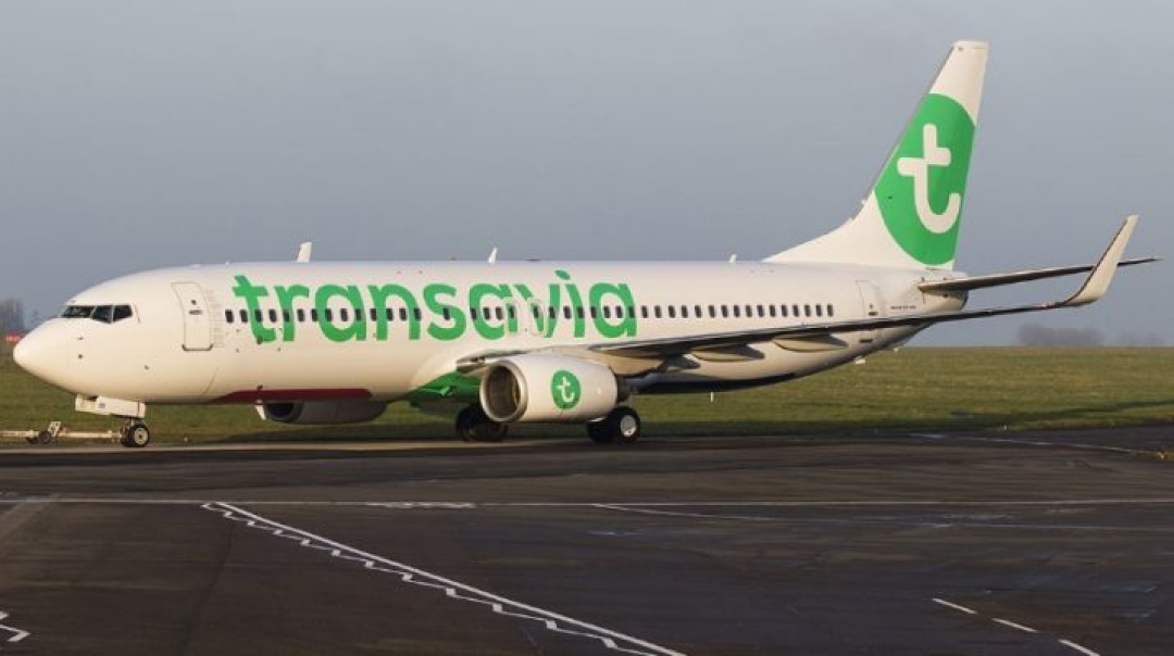 Eight Passengers Become Sick on Board of the Transavia Boeing 737