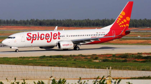 Spicejet Boeing 737 Bursts Tyre on Departure