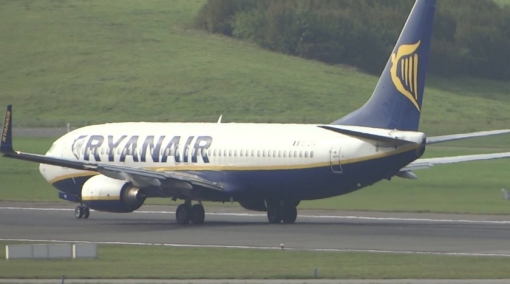 Ryanair Boeing 737 Overran Runway on Landing in Hamburg