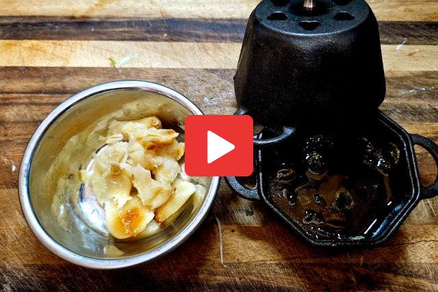 Cast Iron Garlic Roaster